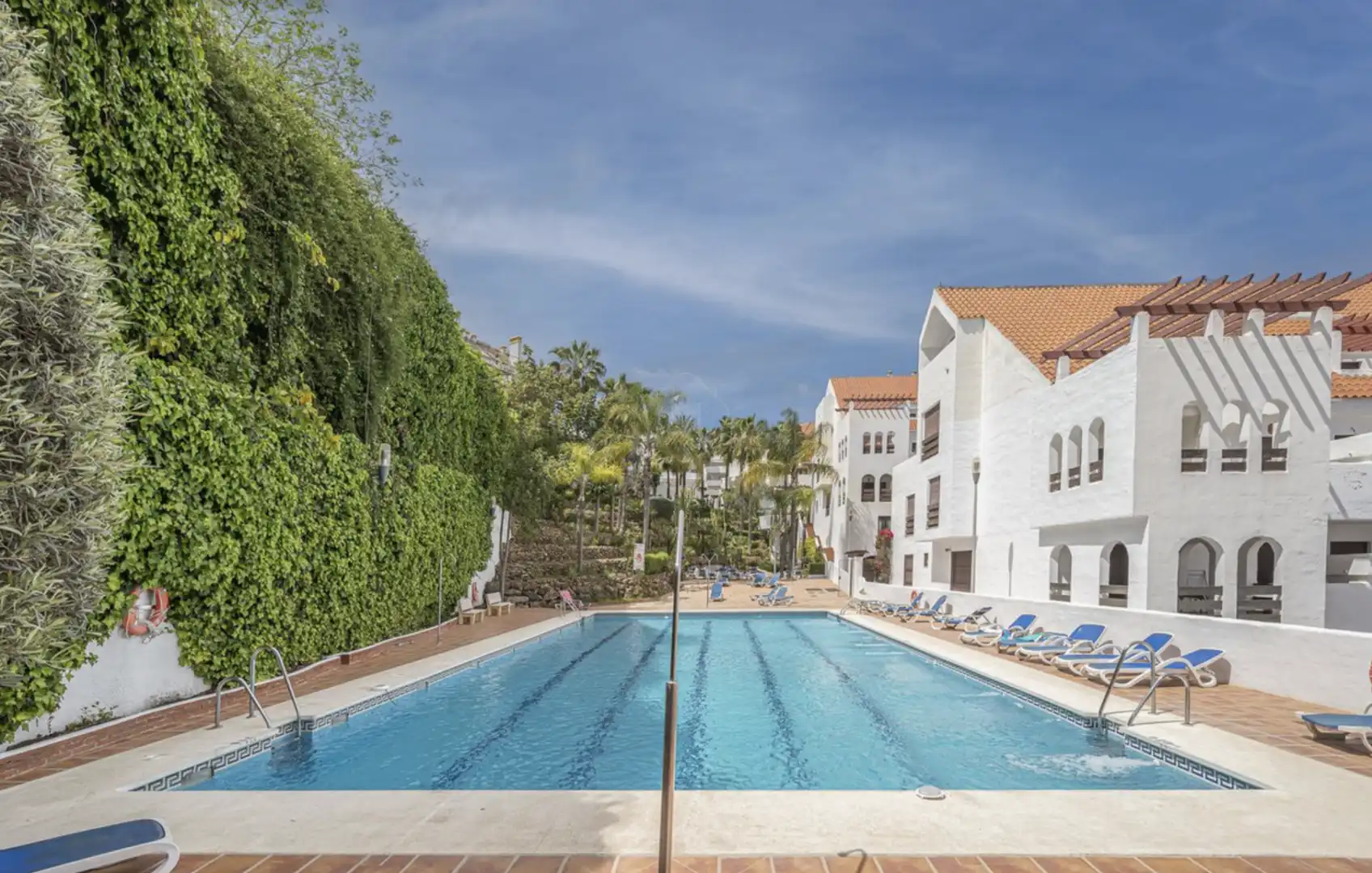 Piscina de Apartamento en venta en Marbella con Aire acondicionado, Terraza y Piscina