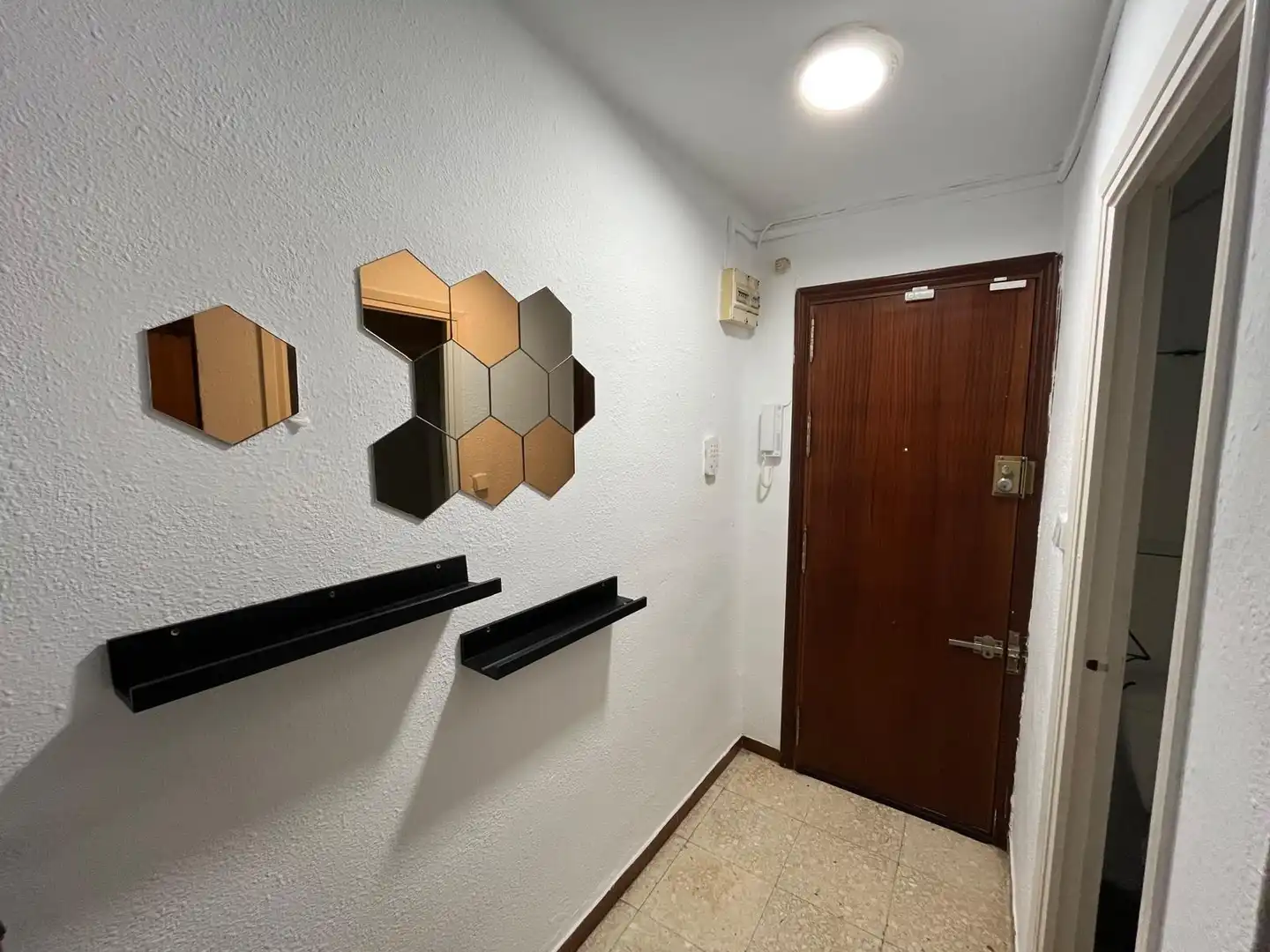 Flat for rent in Sevilla  with Air Conditioner and Furnished