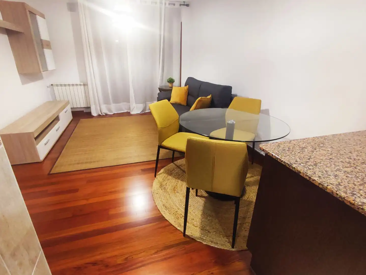 Flat for rent in Sarón - UR CAMPANILLA LA, Santa María de Cayón