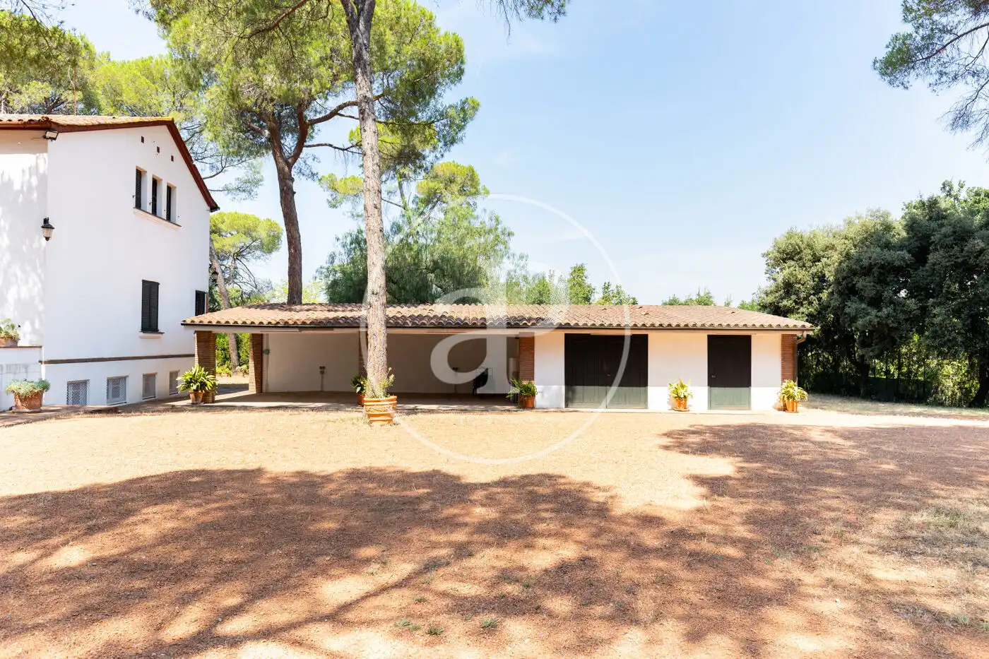 Vista exterior de Casa o chalet en venta en Sant Cugat del Vallès con Calefacción, Jardín privado y Terraza