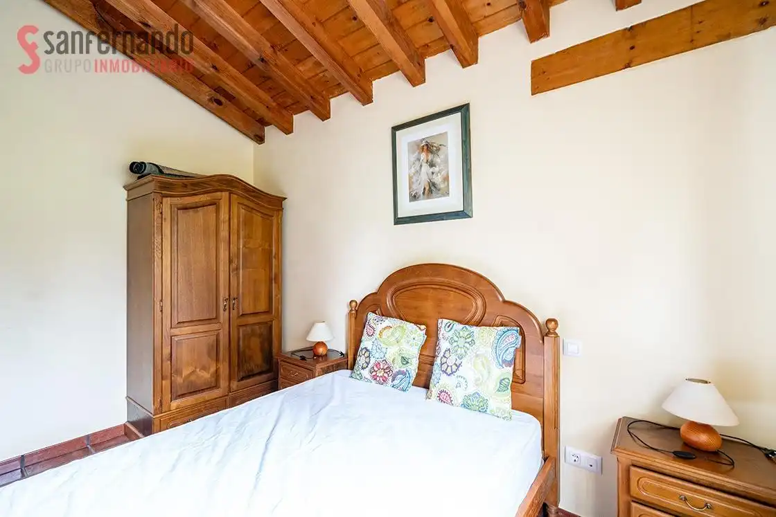 Habitación de Casa o chalet en venta en Santiurde de Toranzo con Calefacción y Terraza