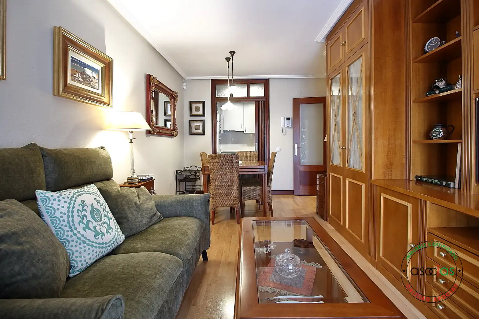 Sala d'estar de Pis en venda en Gijón  amb Calefacció, Parquet i Terrassa