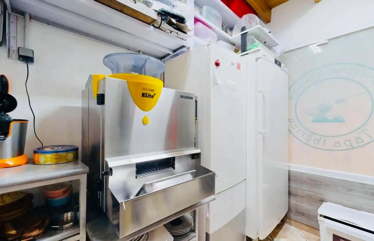 Kitchen of Flat for sale in Oliva  with Air Conditioner, Heating and Terrace