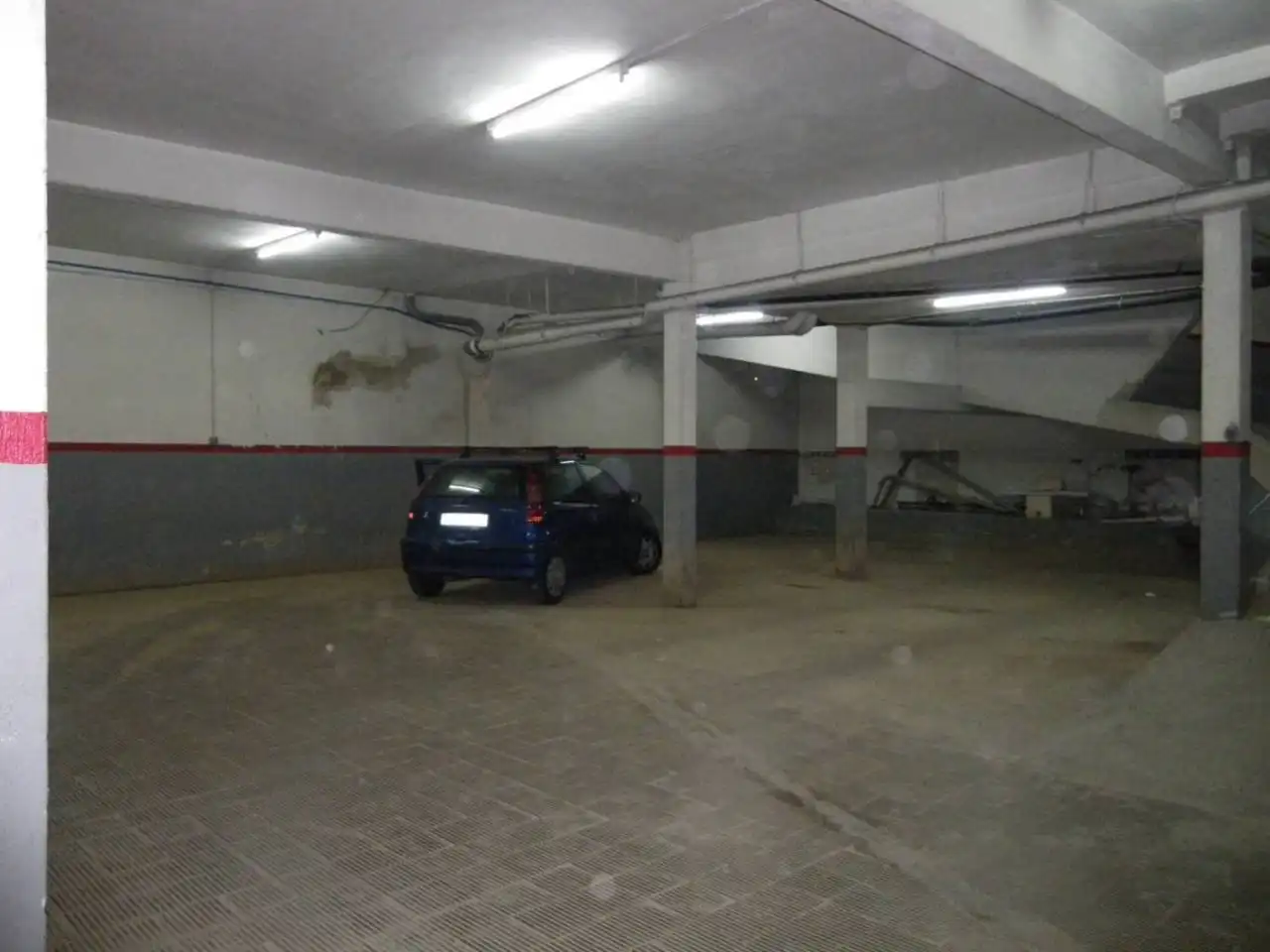 Garage for rent in Carretera DE CALAFELL, 36, Centre - Estació