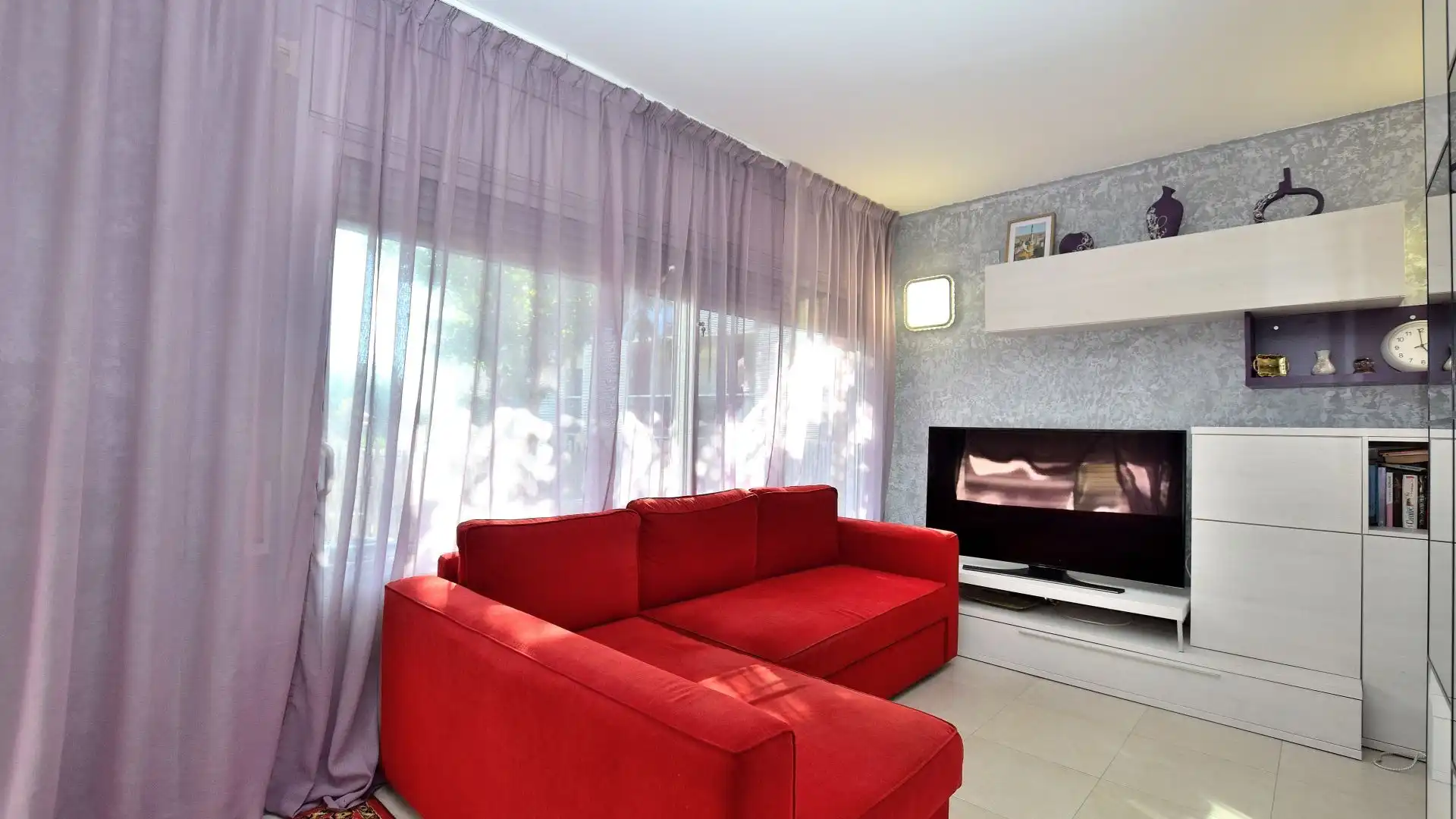 Wohnzimmer von Wohnung zum Verkauf in Salou mit Klimaanlage, Heizung und Privatgarten