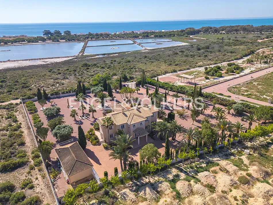 Houses for sale in Elche / Elx  with Air Conditioner, Heating and Private garden