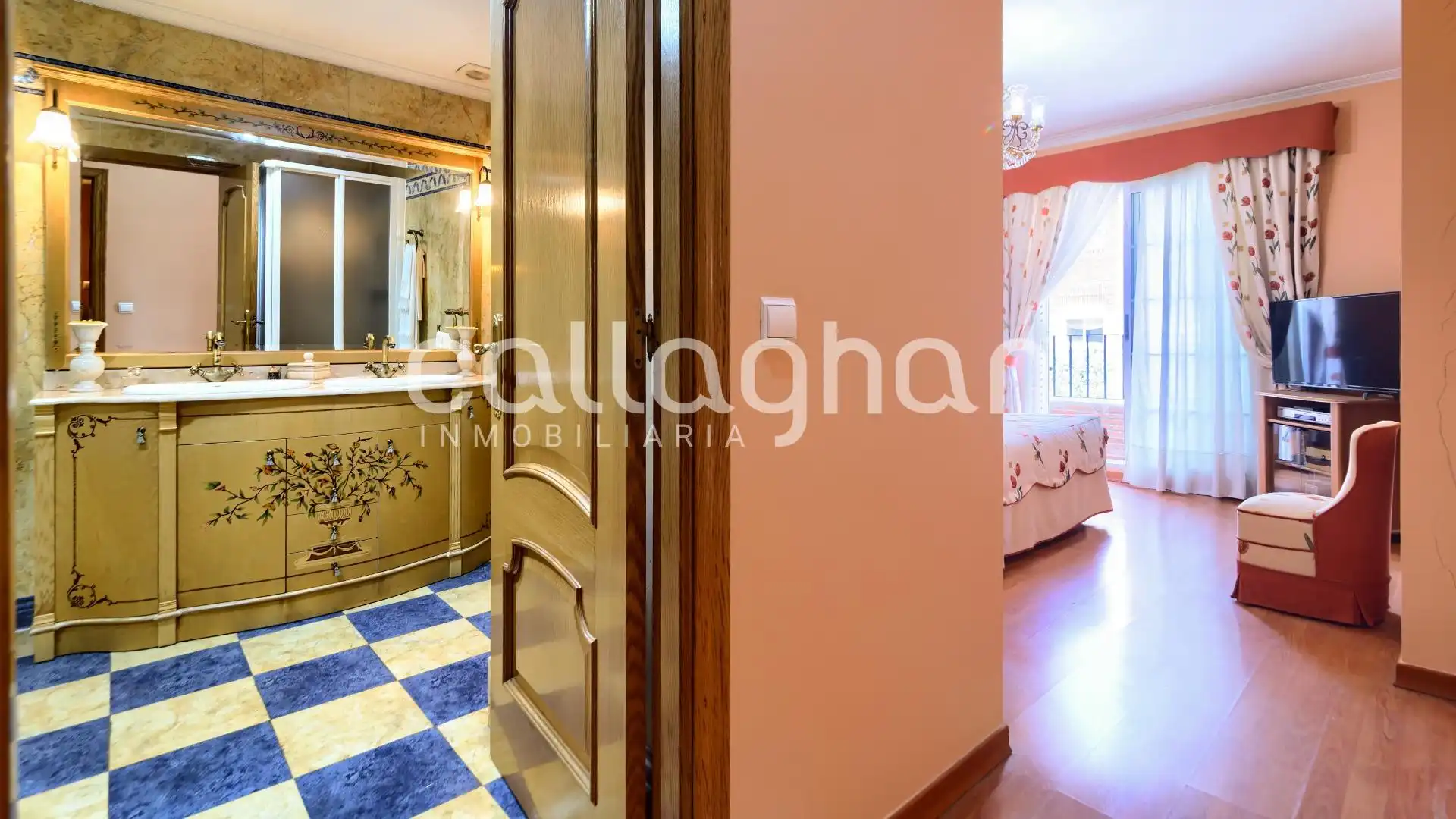 Casa adosada en venda en Sedaví amb Aire condicionat, Calefacció i Terrassa