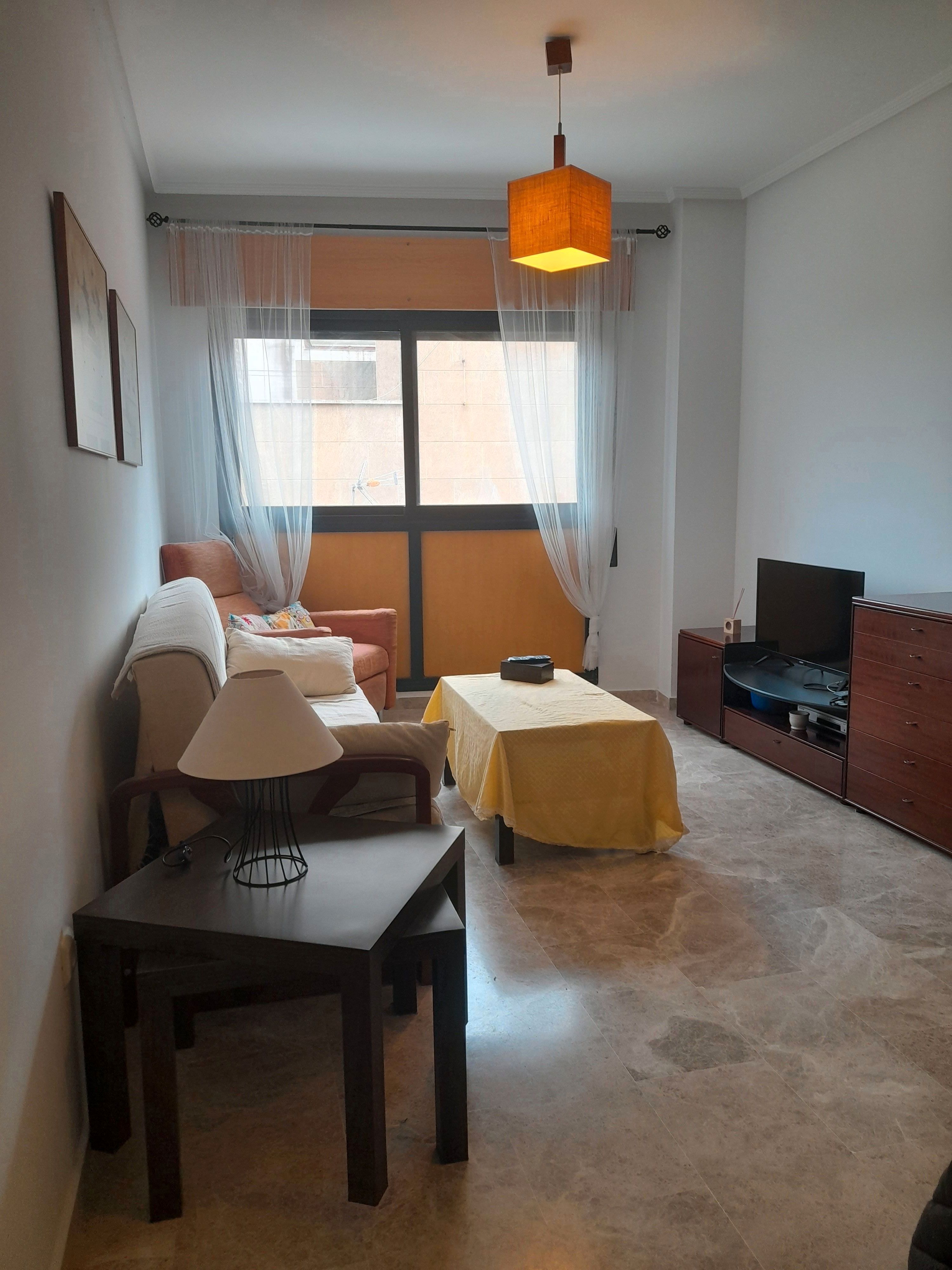 Apartament de lloguer a Calle General Serrano Orive, Centro
