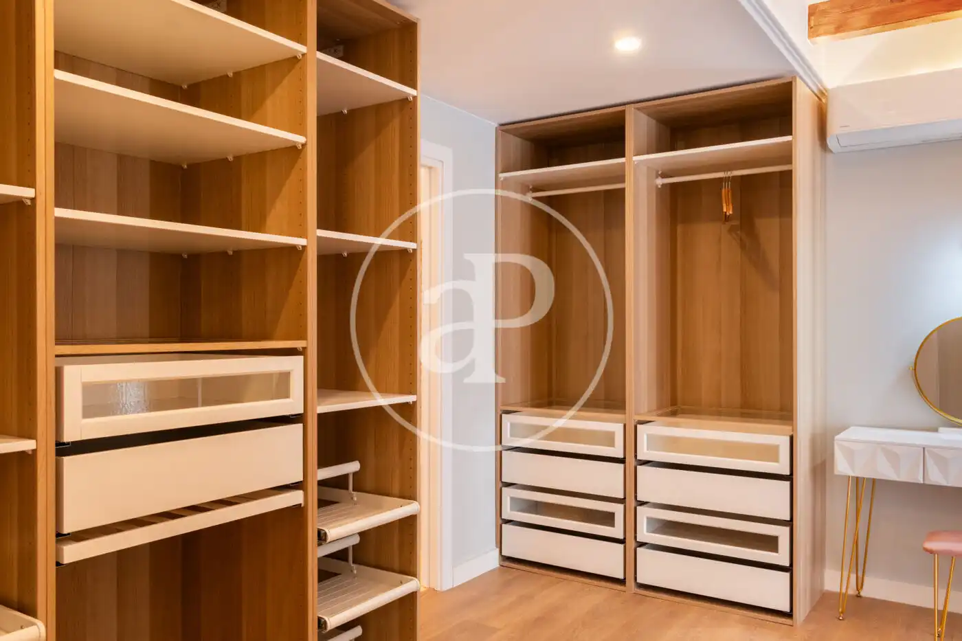 Habitación de Loft en venta en Valencia con Aire acondicionado, Calefacción y Terraza