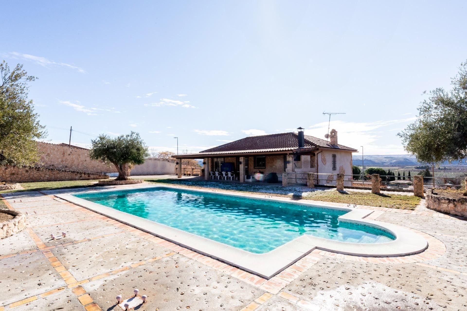 Swimming pool of House or chalet for sale in Colmenar de Oreja  with Private garden and Storage room