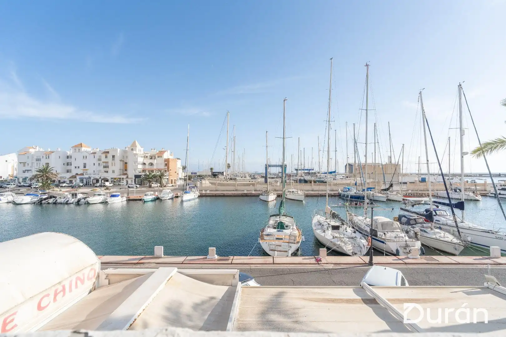 Flat with lift for sale in Almerimar