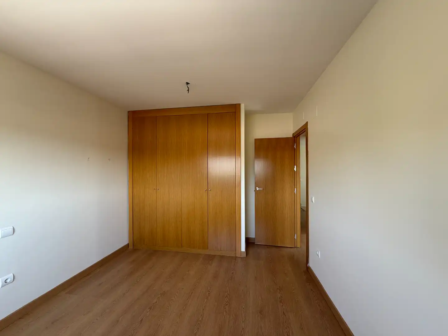 Habitación de Casa o chalet en venta en Colmenar Viejo con Calefacción, Jardín privado y Terraza