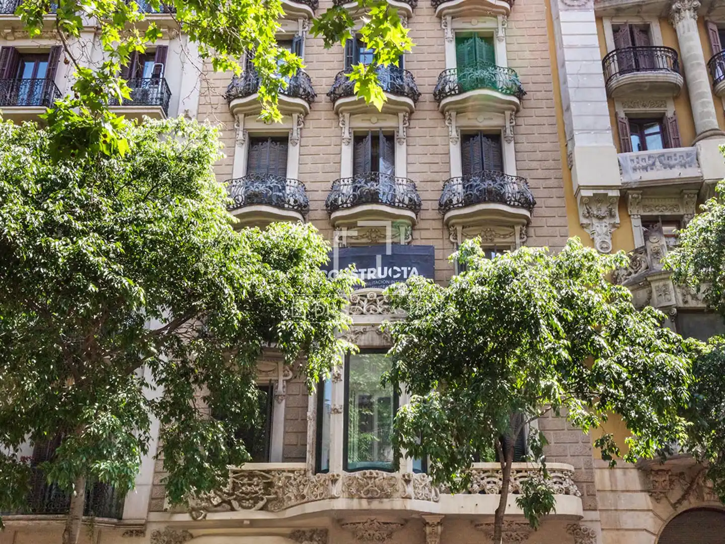 Exterior view of Flat for sale in Barcelona  with Air Conditioner, Heating and Terrace
