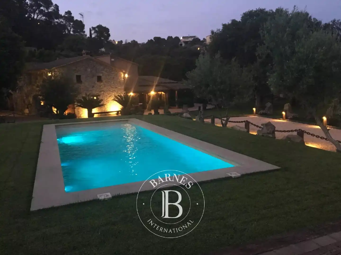 Piscina de Casa o xalet en venda en Santa Susanna amb Aire condicionat, Calefacció i Jardí privat