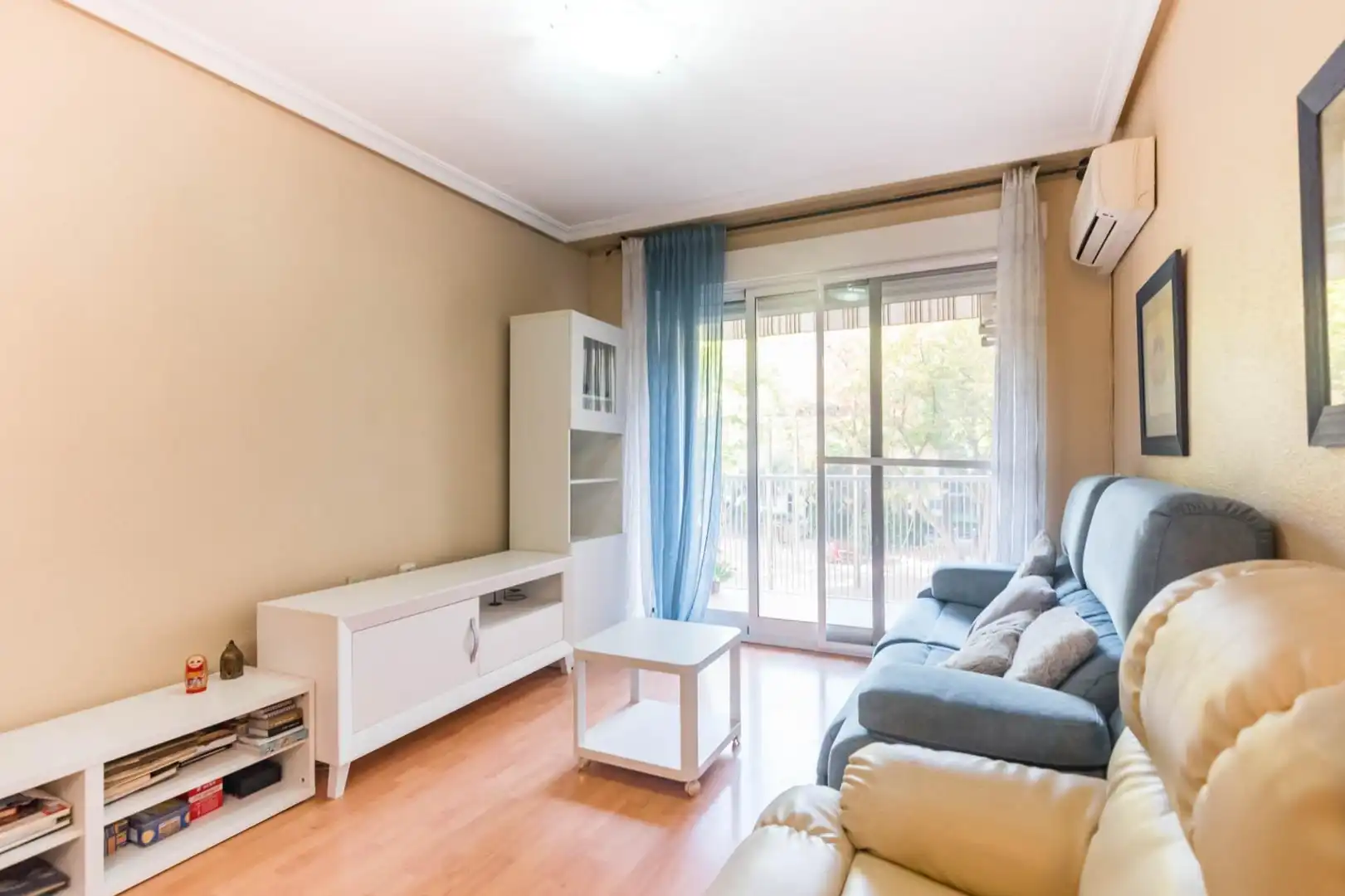 Sala d'estar de Pis en venda en Murcia amb Aire condicionat, Terrassa i Traster