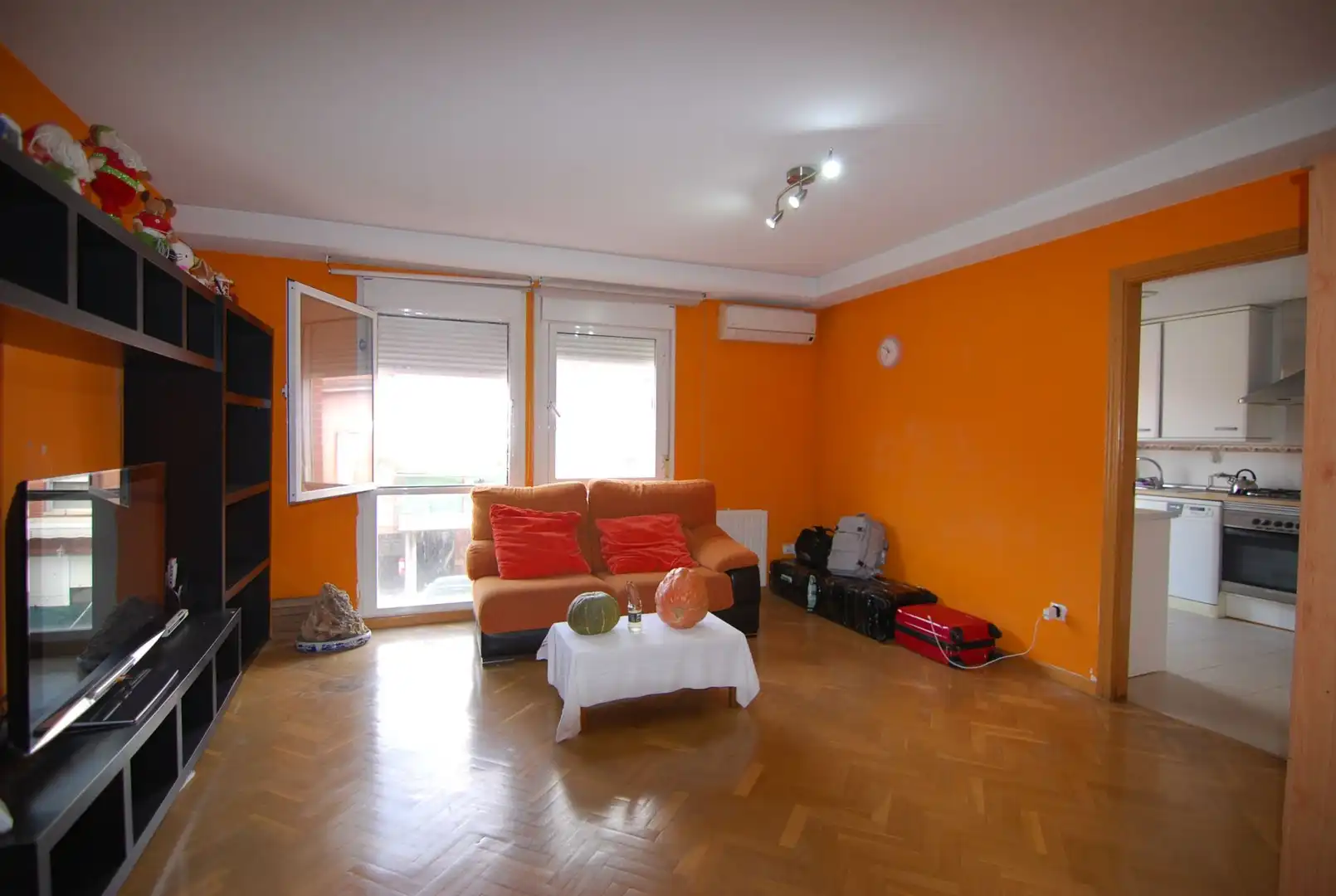 Sala d'estar de Dúplex en venda en San Martín de la Vega amb Aire condicionat, Calefacció i Traster