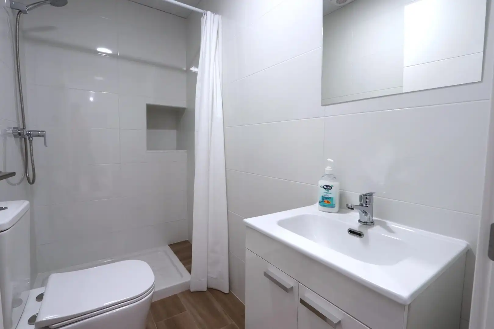 Bathroom of Flat for rent in Cartagena  with Terrace and Furnished