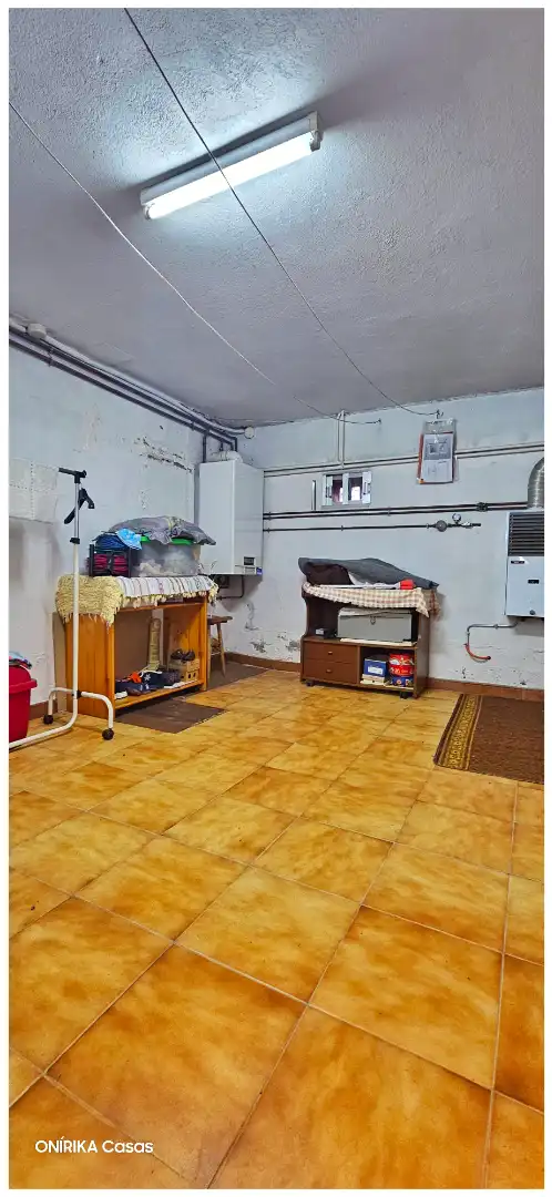 Houses for sale in Sarria  with Heating, Private garden and Parquet flooring
