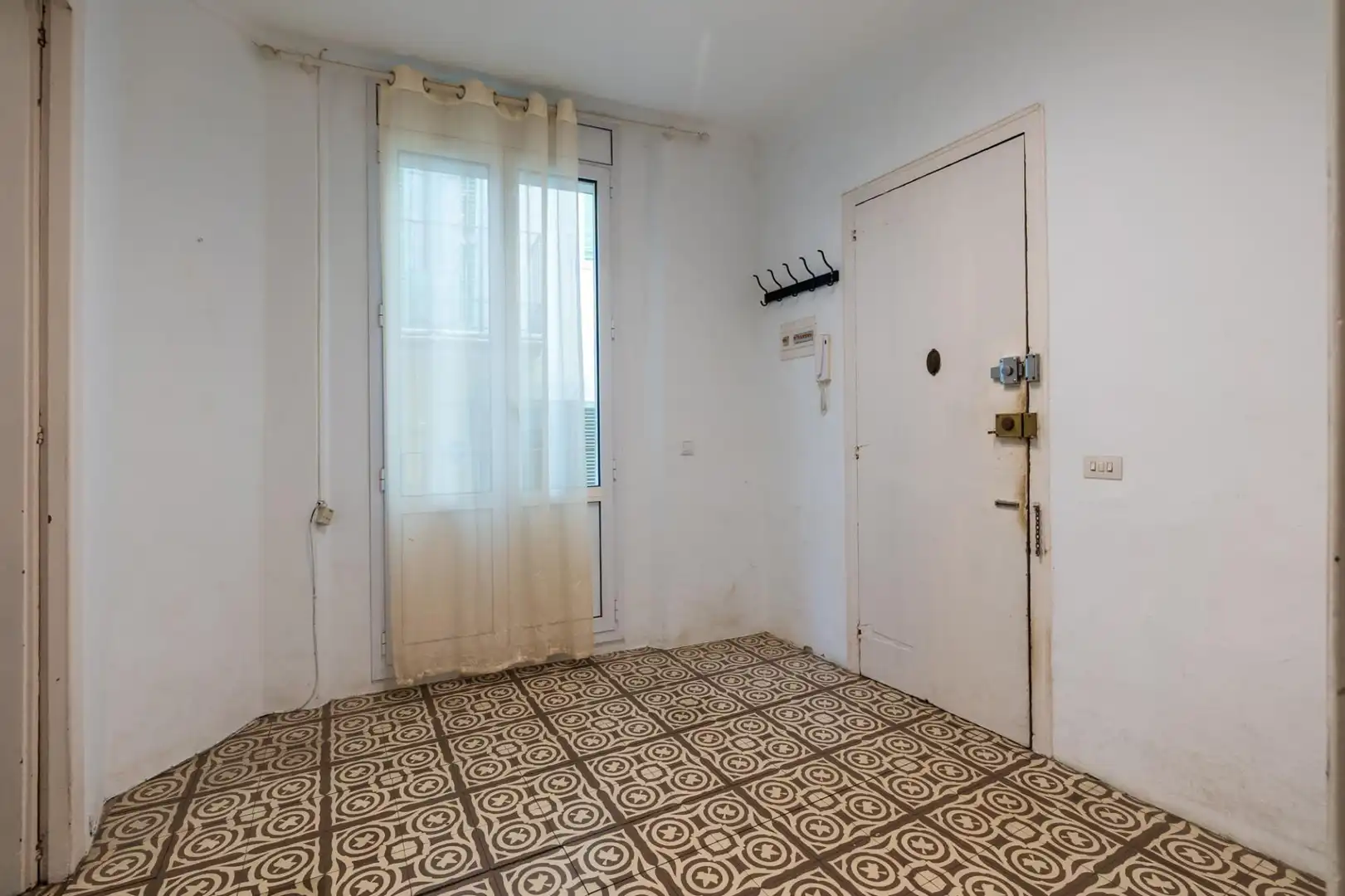 Flat with lift for sale in del Forn Nou 12, imagen 3