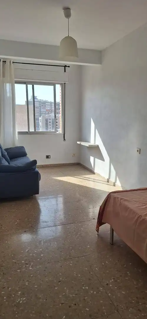 Dormitori de Apartament en venda en Murcia