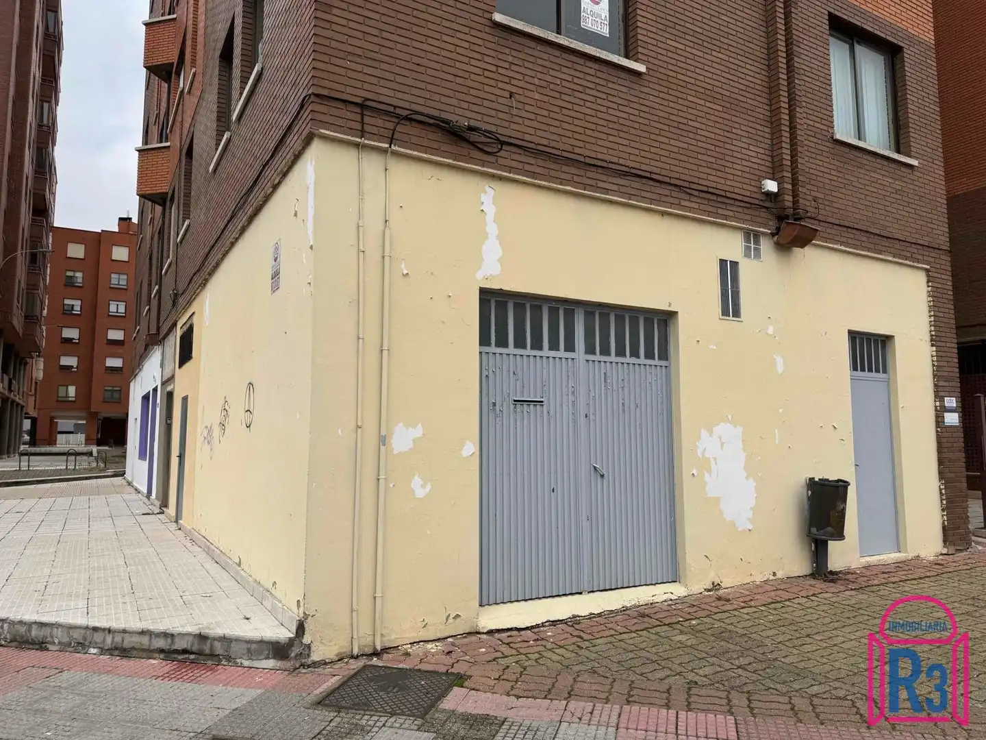 Local comercial en alquiler en Moisés de León, imagen 2