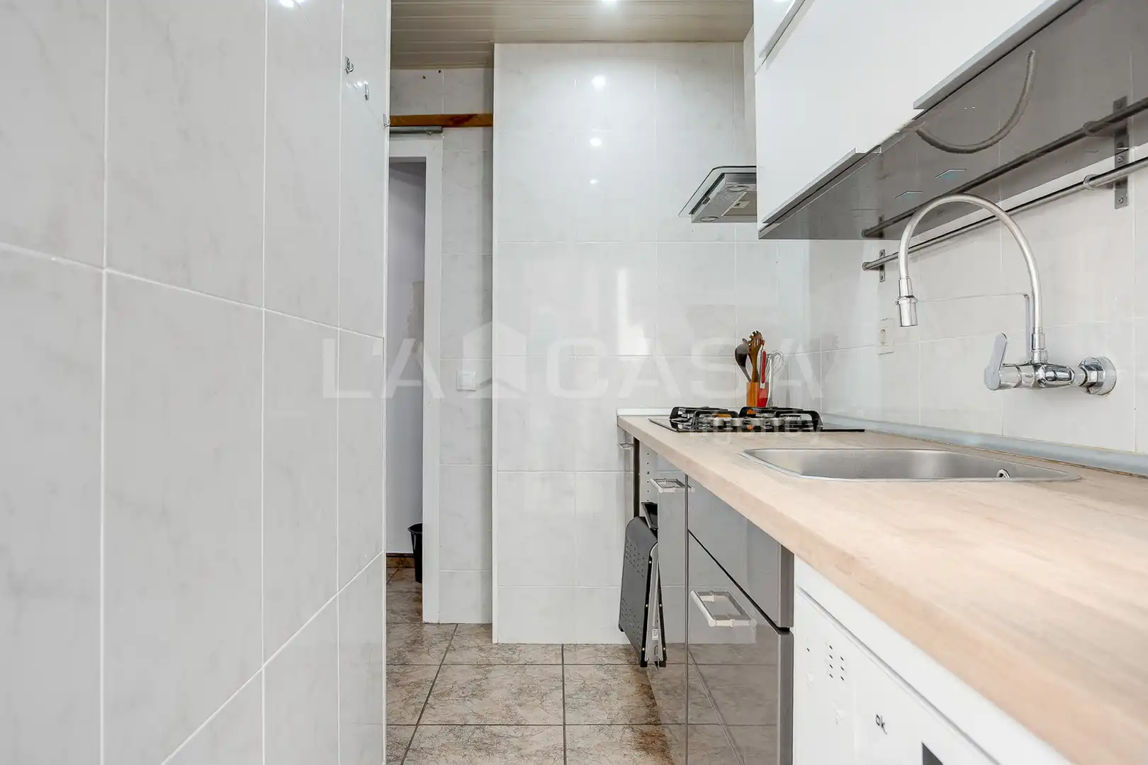 Kitchen of Flat for sale in Cornellà de Llobregat  with Balcony
