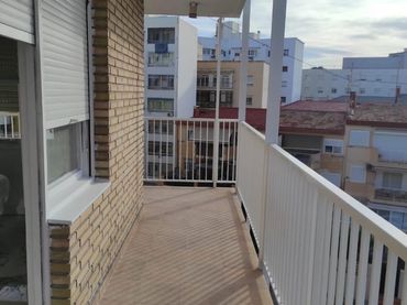 Pis amb ascensor en venda a Pla - Carolinas