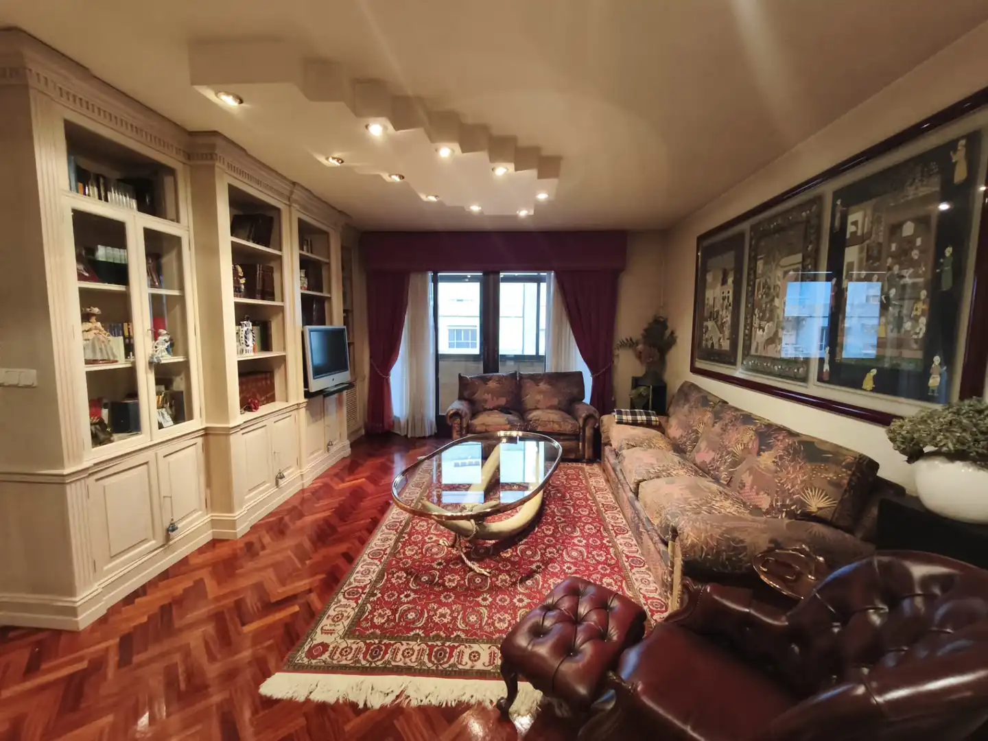 Living room of Flat for sale in Ourense Capital   with Heating, Parquet flooring and Storage room