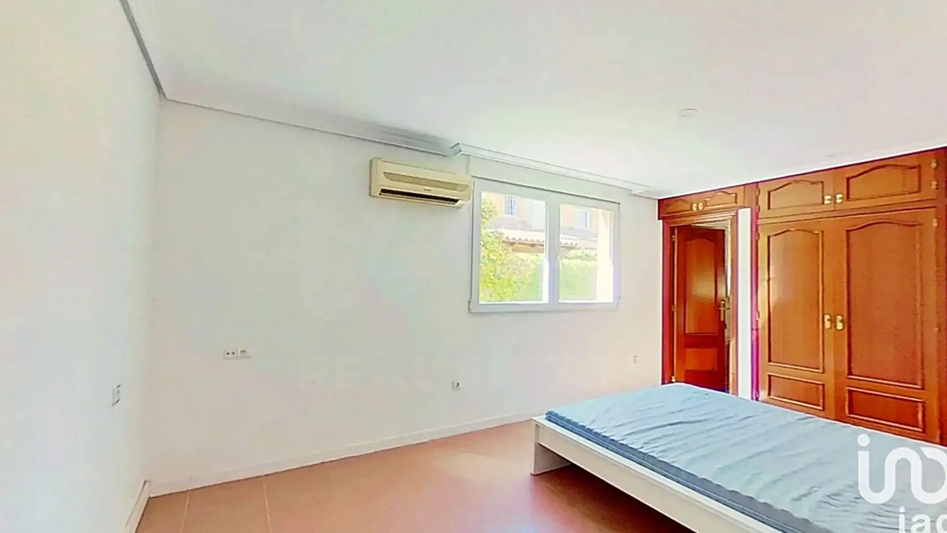 Dormitori de Casa o xalet en venda en Alicante / Alacant amb Aire condicionat, Calefacció i Terrassa
