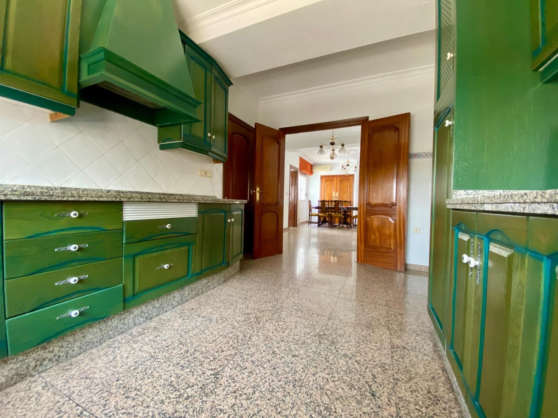 Kitchen of Flat for sale in  Córdoba Capital  with Air Conditioner, Heating and Storage room
