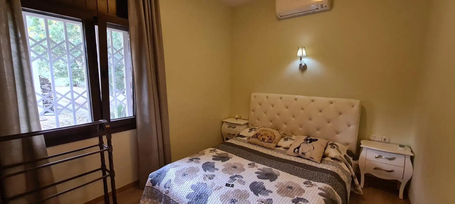 Dormitori de Casa o xalet en venda en L'Ametlla de Mar  amb Aire condicionat, Calefacció i Jardí privat