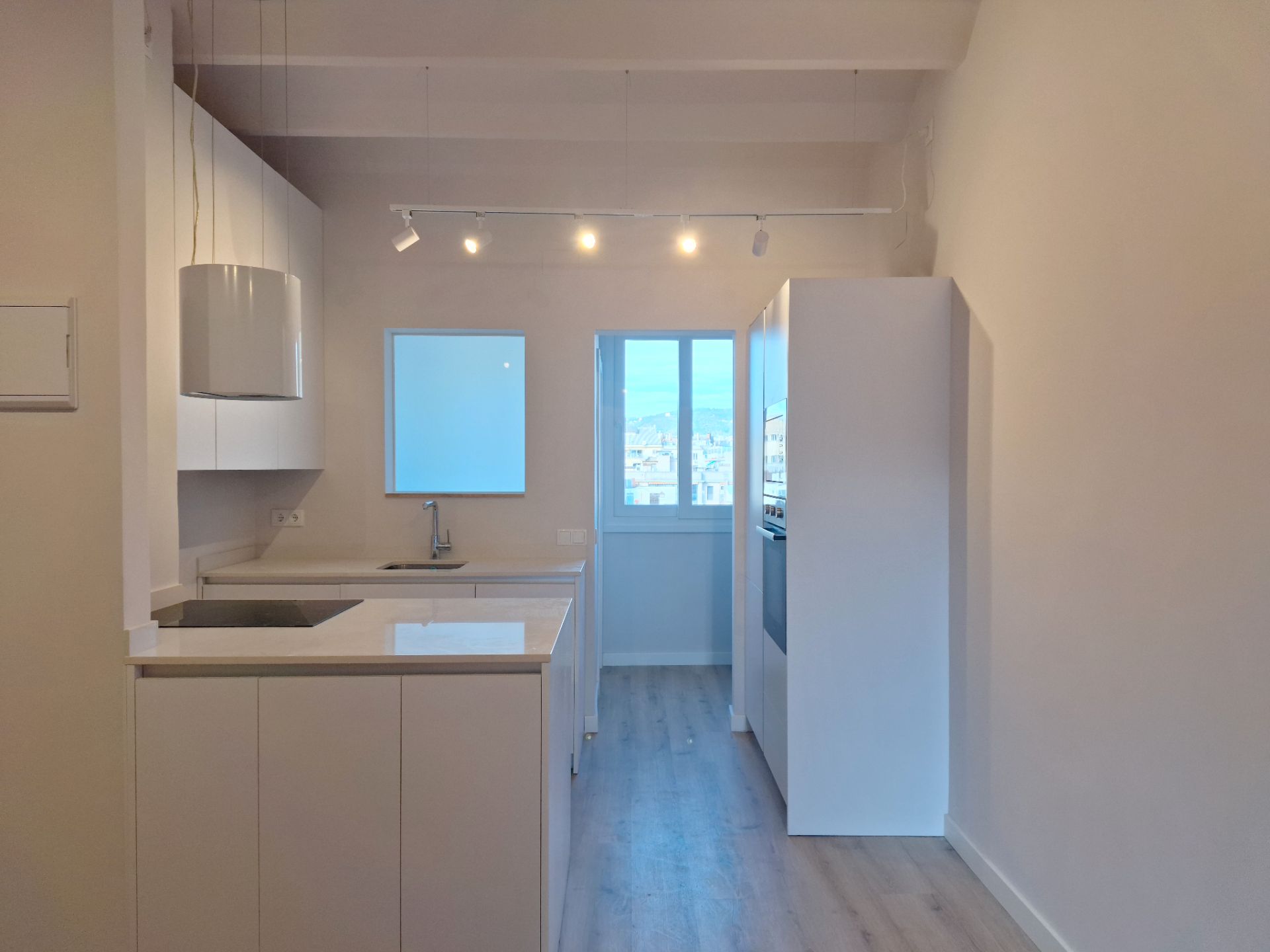 Cuina de Àtic en venda en  Barcelona Capital amb Aire condicionat, Calefacció i Parquet