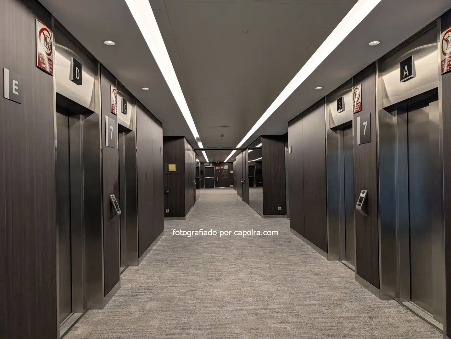 Büro zur Miete in Avenida Diagonal, Barri de les Corts