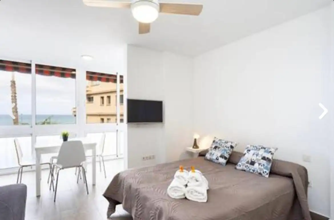 Bedroom of Study for rent in Tacoronte  with Furnished, Washing machine and Microwave