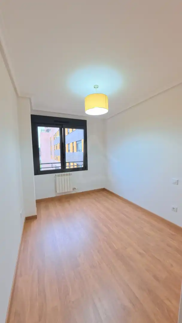 Habitación de Piso en venta en Lardero con Calefacción, Jardín privado y Parquet