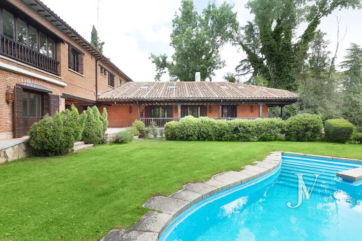 Garden of Houses for rent in Madrid  with Air Conditioner, Heating and Private garden
