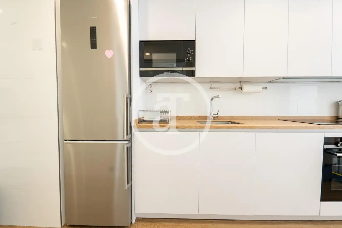 Flat for rent in Calle de San Aquilino, Almenara -Ventilla