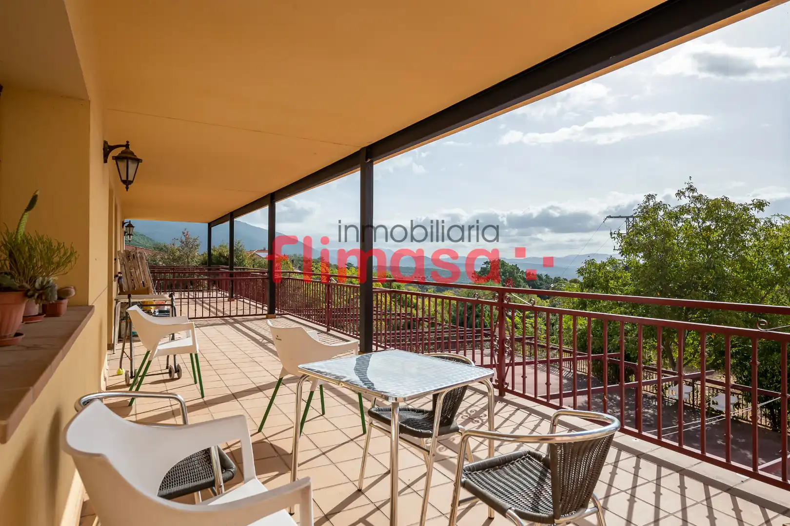 Terraza de Edificio en traspaso en Piedralaves