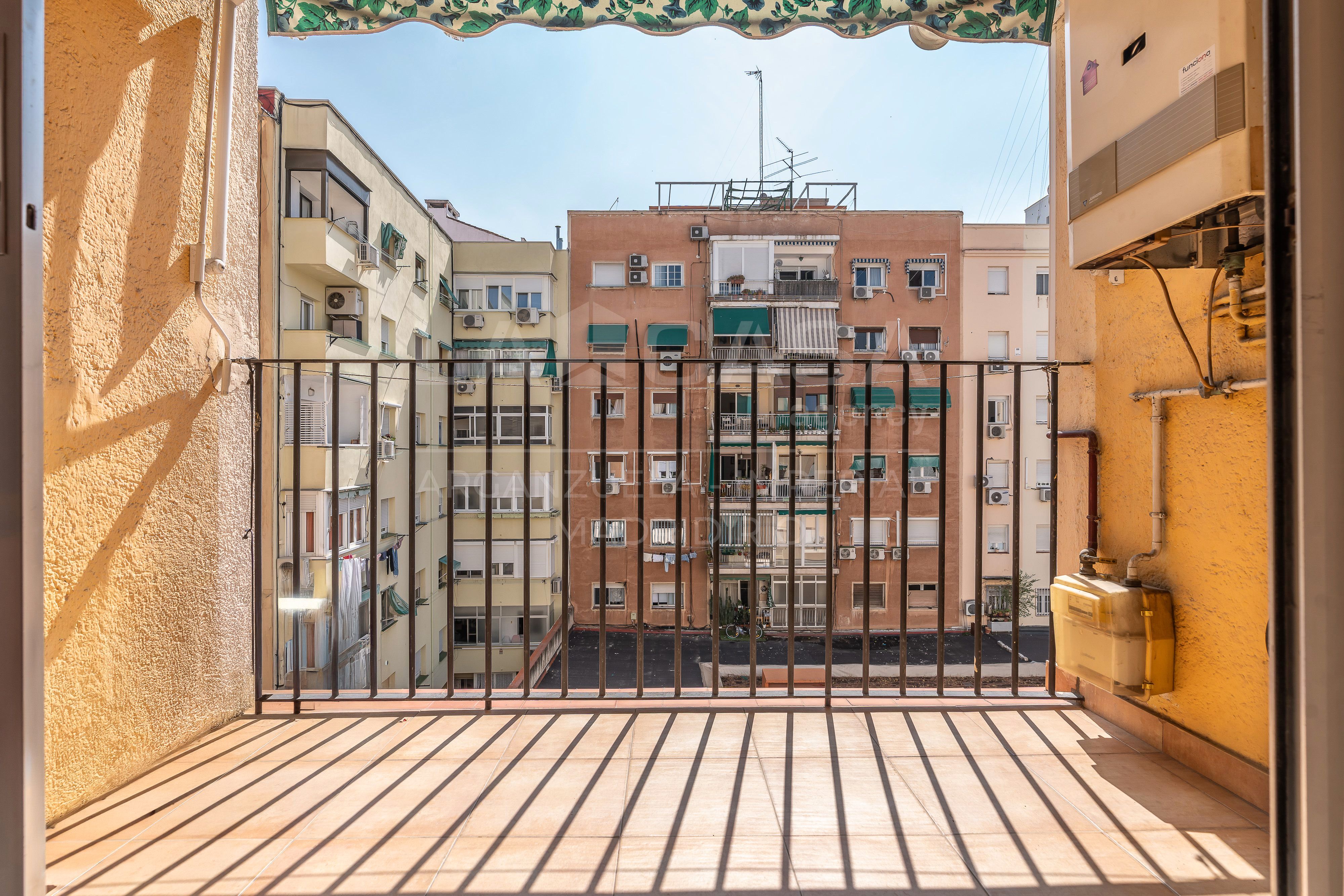 Terrassa de Pis en venda en  Madrid Capital amb Calefacció i Terrassa