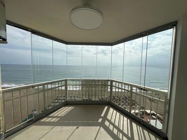 Apartamento con balcón en venta en Puerto Deportivo