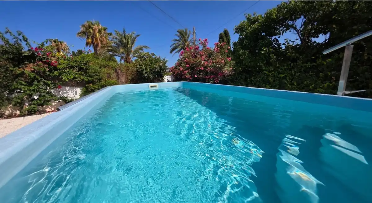 Casa con jardín en venta en El Faro de Calaburra - Chaparral, imagen 2