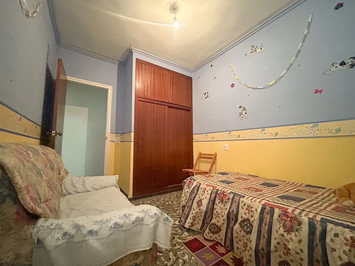 Habitación de Piso en venta en Castellón de la Plana / Castelló de la Plana con Balcón