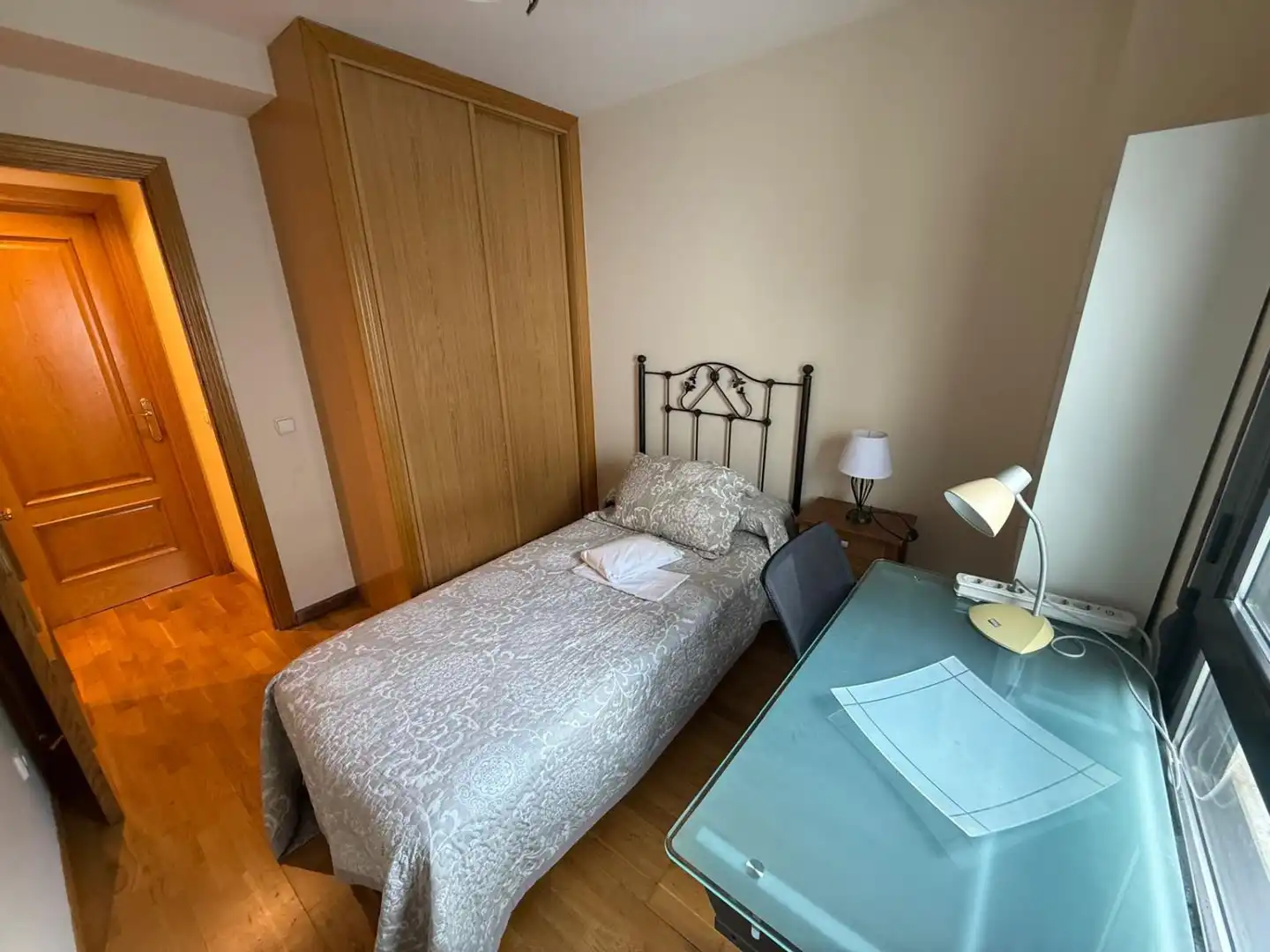 Habitación de Piso de alquiler en Salamanca con Calefacción, Amueblado y Balcón