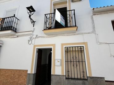 Casa en venta en Fuentes de Andalucía