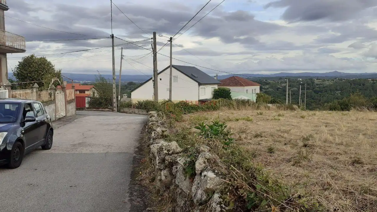 Houses for sale in Toén  with Heating, Private garden and Parquet flooring