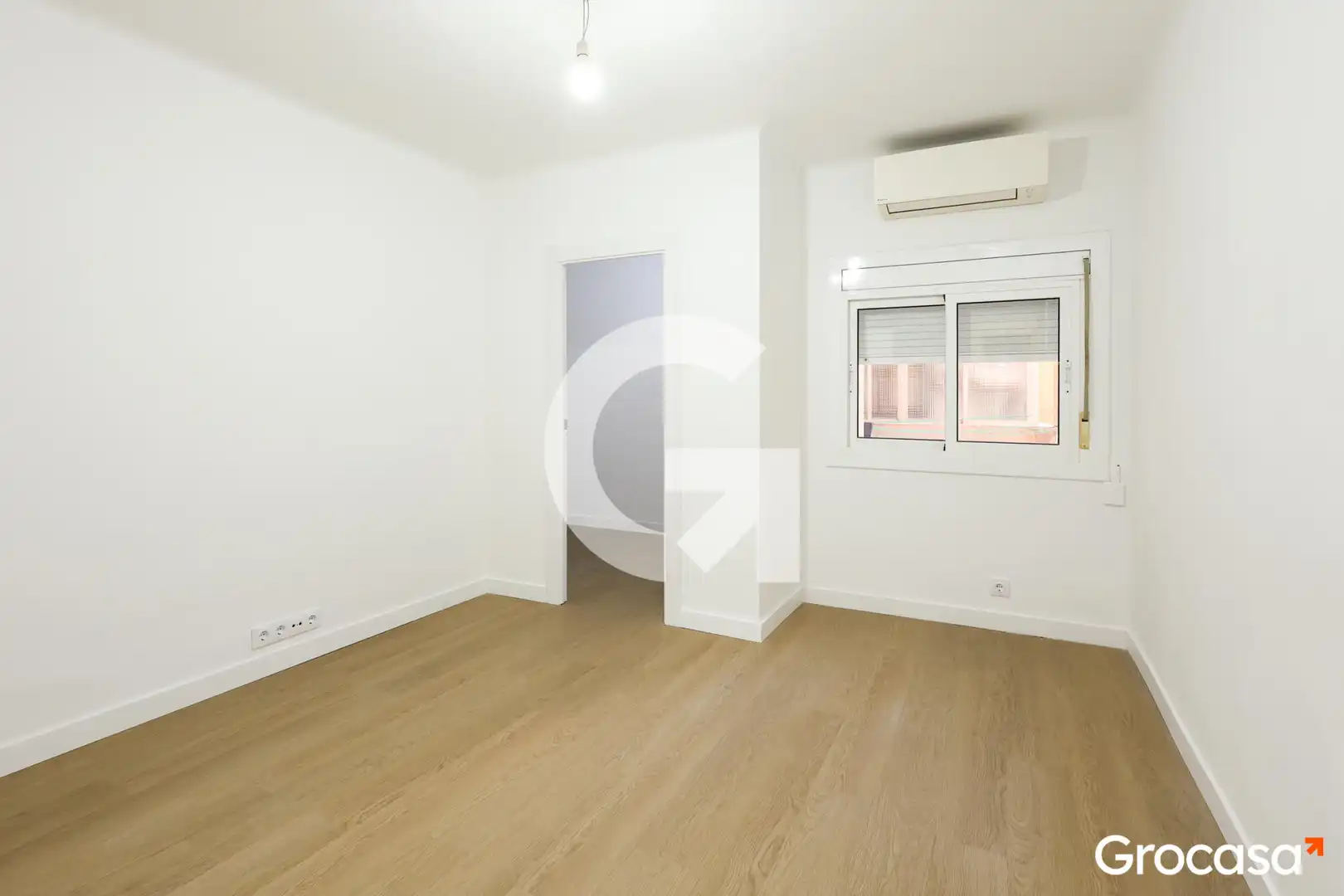 Habitación de Piso en venta en L'Hospitalet de Llobregat con Aire acondicionado, Calefacción y Horno