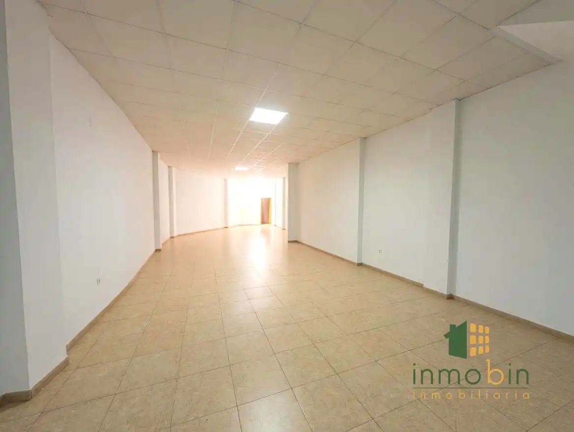 Houses for sale in Don Benito  with Air Conditioner, Heating and Terrace