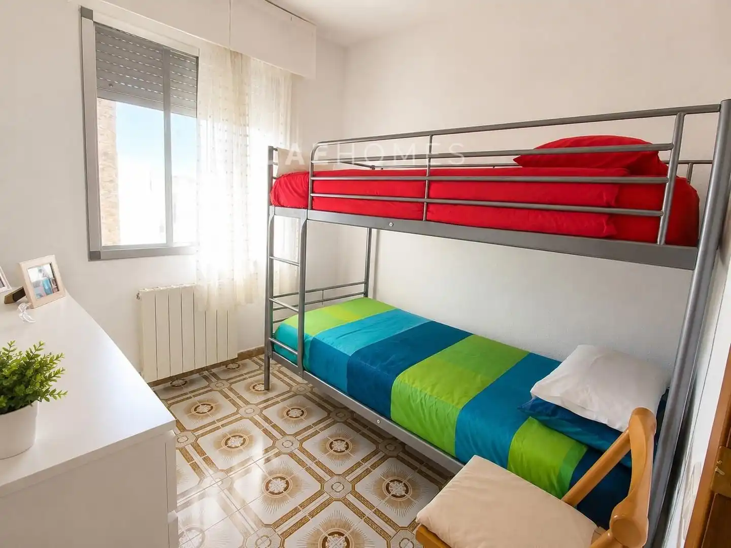 Casa aparellada amb terrassa en venda a Heliópolis, imagen 18
