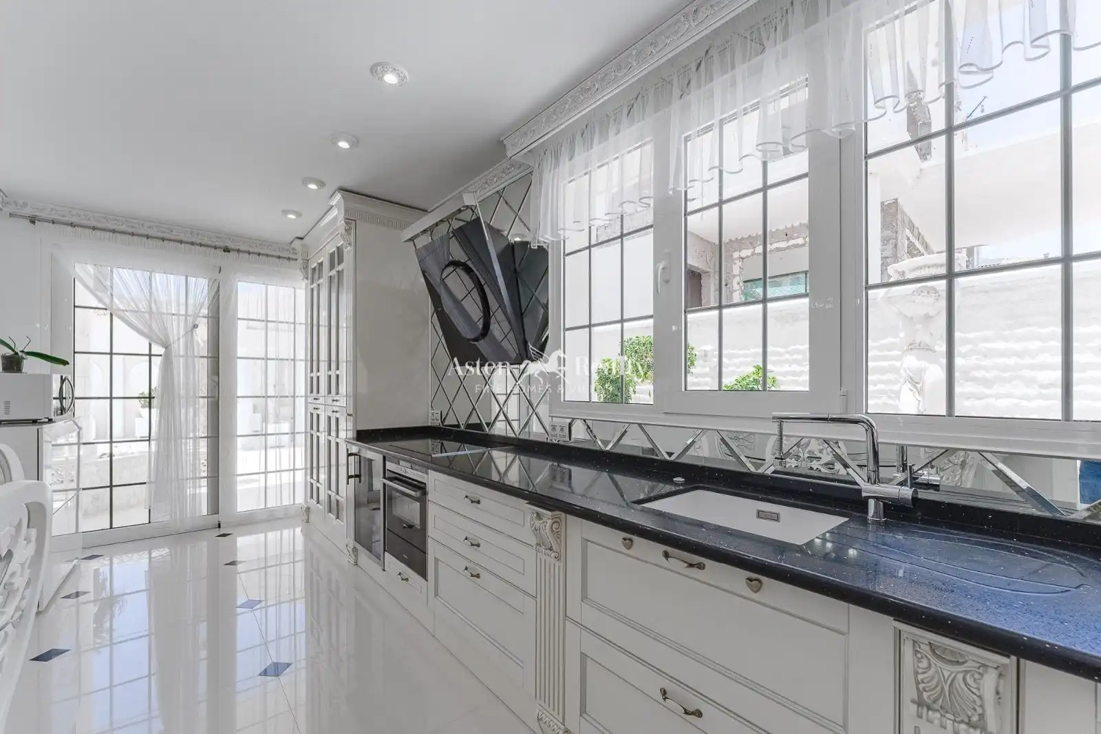 Cocina de Casa o chalet en venta en Adeje con Aire acondicionado, Terraza y Trastero