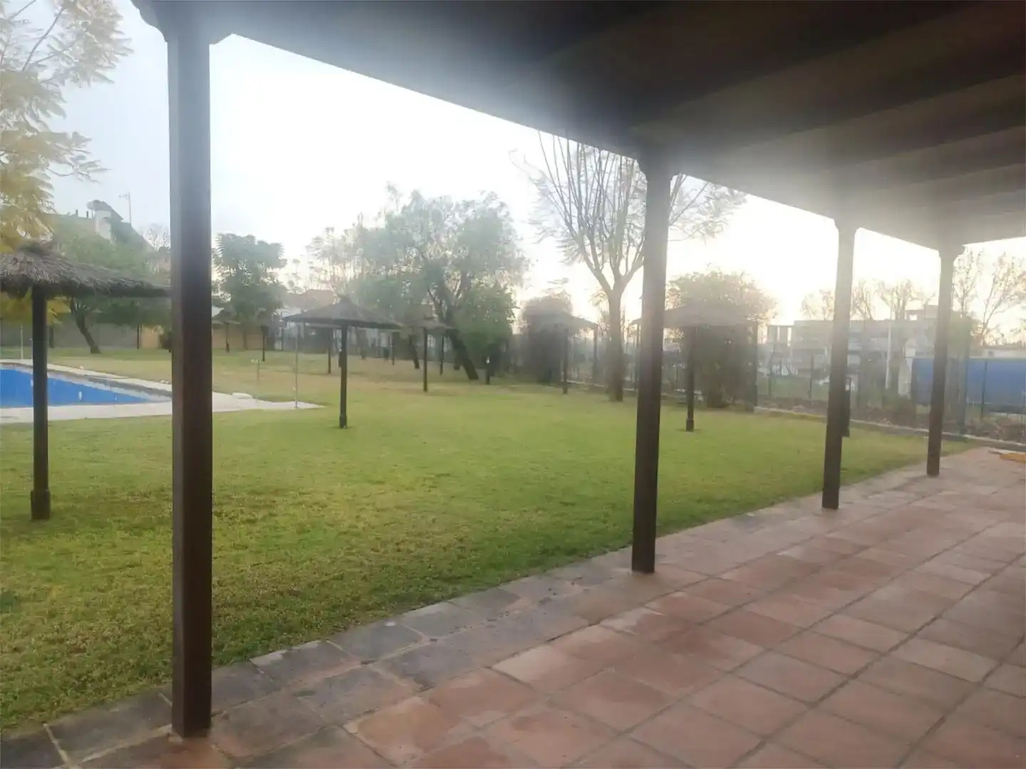 Jardí de Pis en venda en Espartinas amb Aire condicionat, Jardí privat i Traster